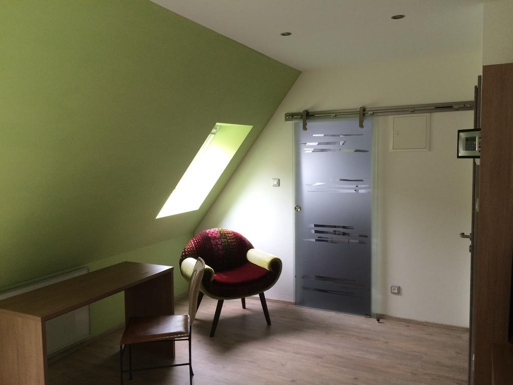 Chambres D'Hotes Chez Marie Seltz Oda fotoğraf